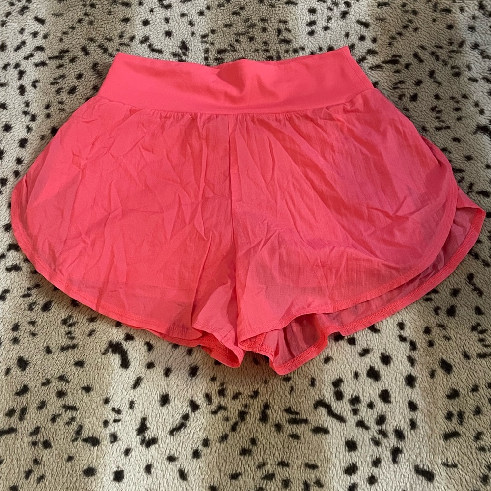 All in Motion Pink Athletic Shorts Lightweight Scalloped Design